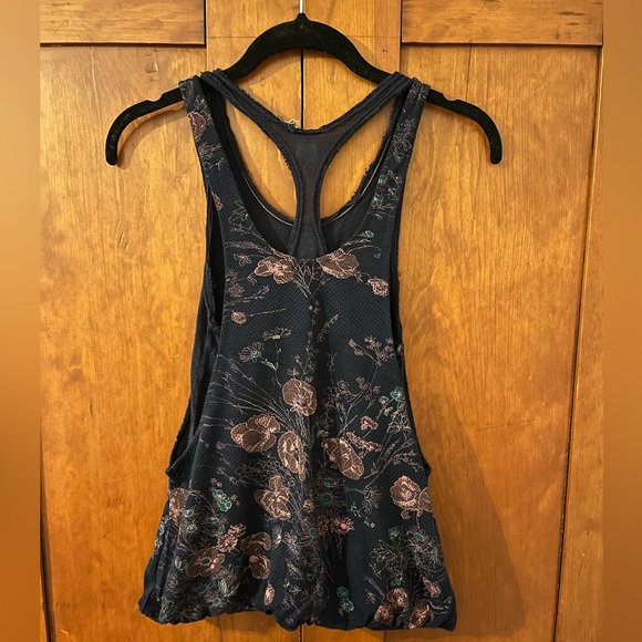 Vintage Free People tank - Picture 2 of 4